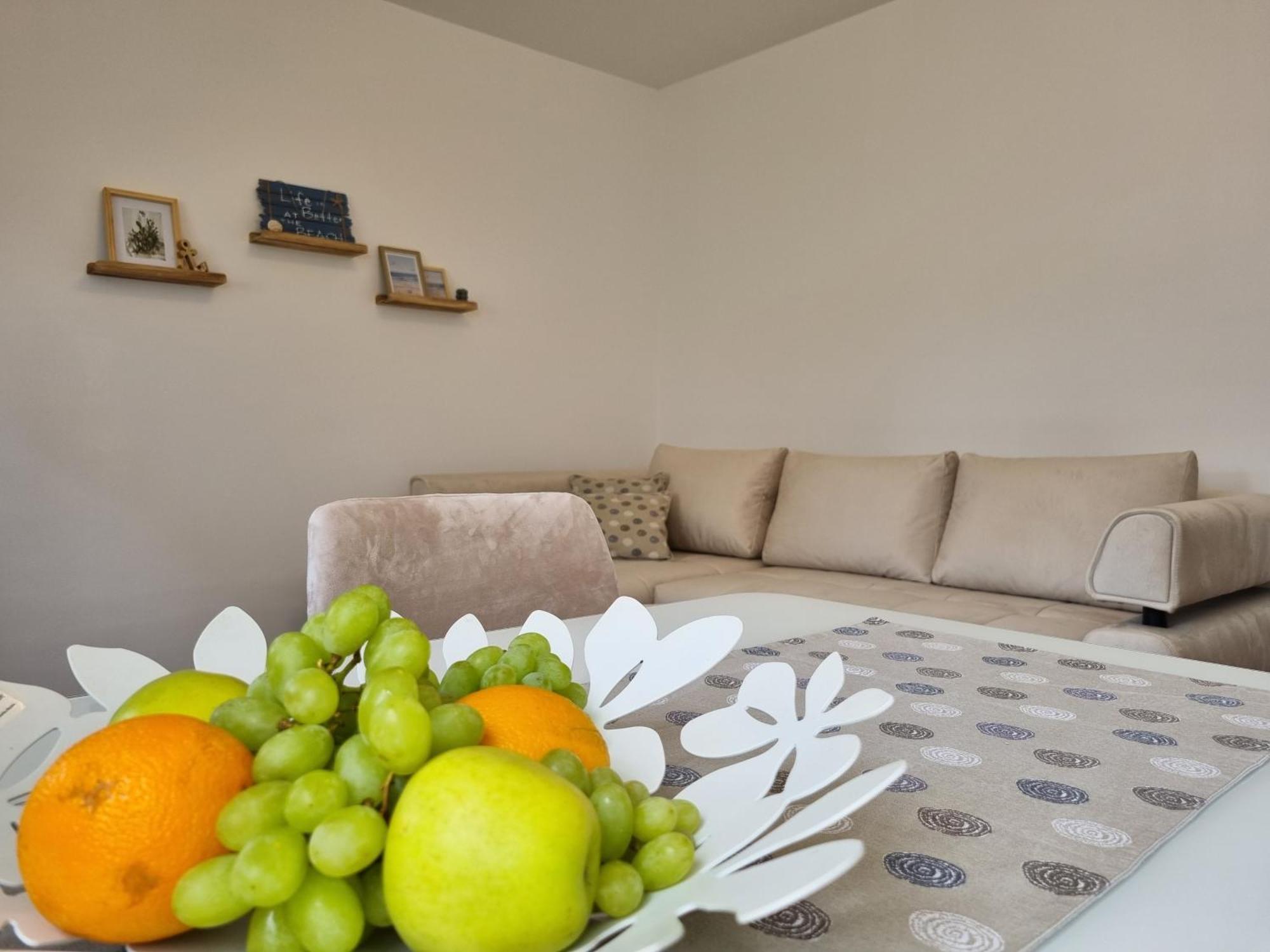 Apartment Lucka ราบ ภายนอก รูปภาพ